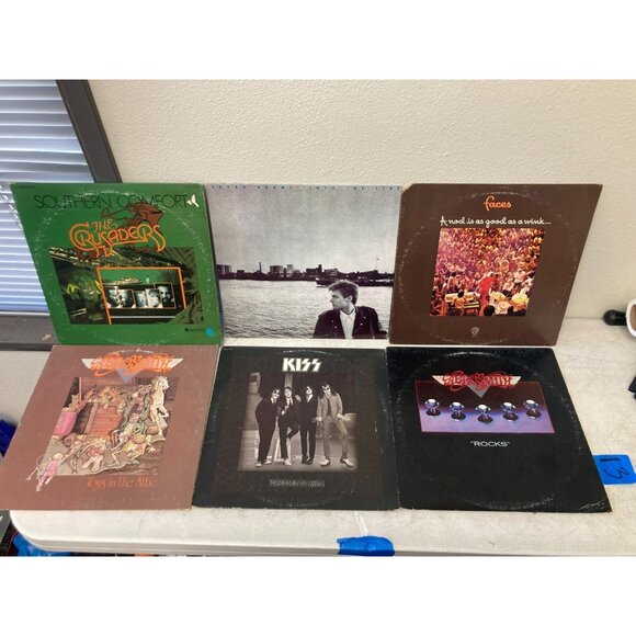 12” Vinyl Record The Crusaders, Bryan Adams Into, A Wink Blind Horse AEROSMITH - Picture 1 of 14